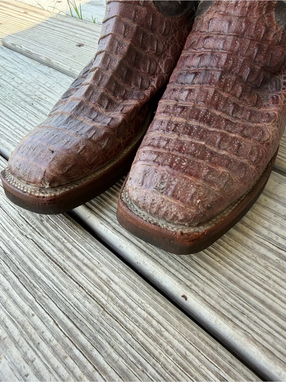 LUCCHESE MEN'S BARREL BROWN AND CHOCOLATE CAIMAN TAIL WIDE SQUARE TOE EXOTIC